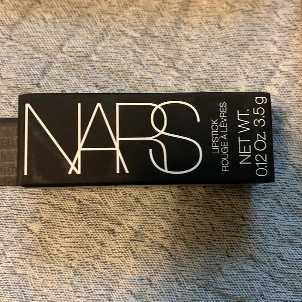 Makeup bundle - Picture 5 of 7